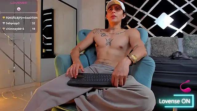 JayTaylorr online show from May 23, 12:10 pm