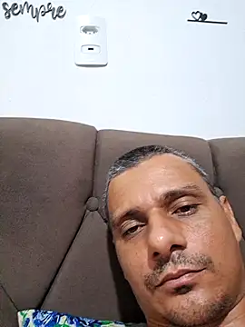 Wesley2027p online show from April 28, 1:05 pm