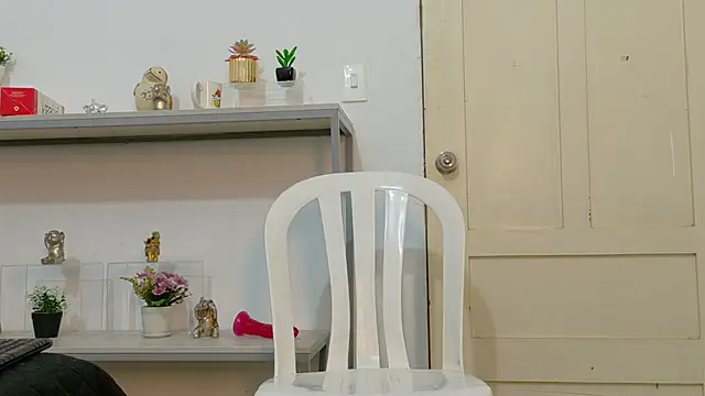 LunayDream online show from June 3, 2:33 pm