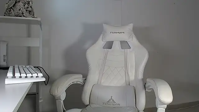 CaishenX  online show from April 21, 3:56 am