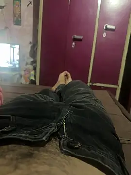 studio universe online show from April 24, 1:46 pm