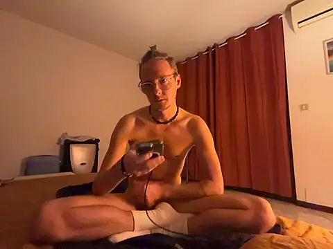 BlondieVelvet online show from July 7, 7:23 am