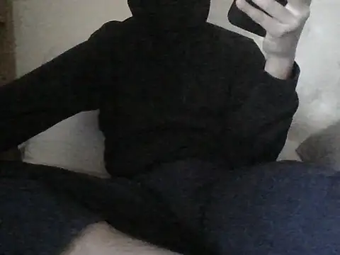 fedezeloofeet online show from April 27, 8:11 am