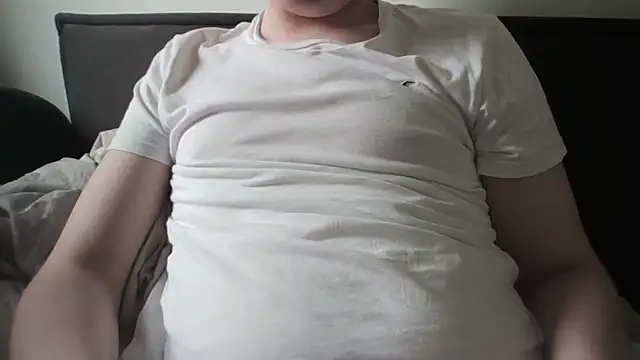 19teenoldboy online show from May 3, 2:20 pm
