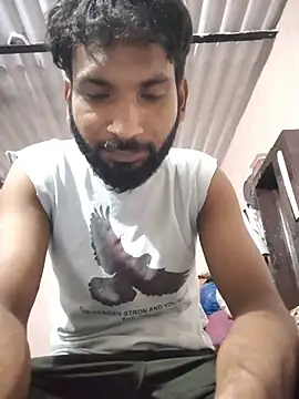Akki-101 online show from May 31, 6:09 pm
