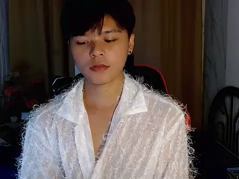 yourhotasiandoms online show from April 30, 3:52 pm