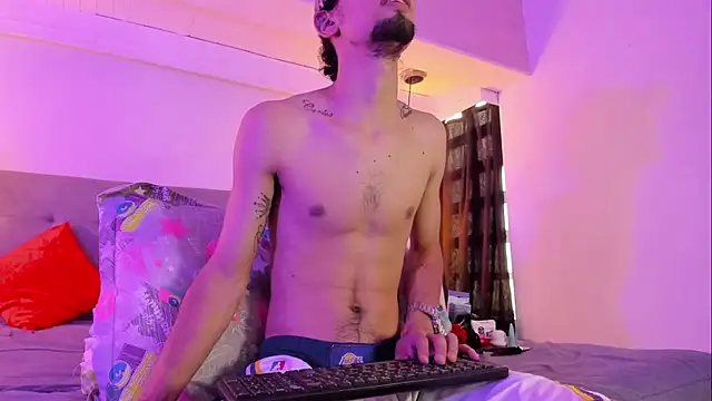 MichaelEvanss  online show from May 16, 1:31 pm
