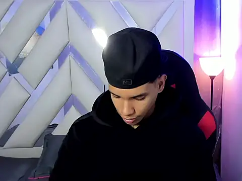 kai storm77 online show from May 29, 3:38 am