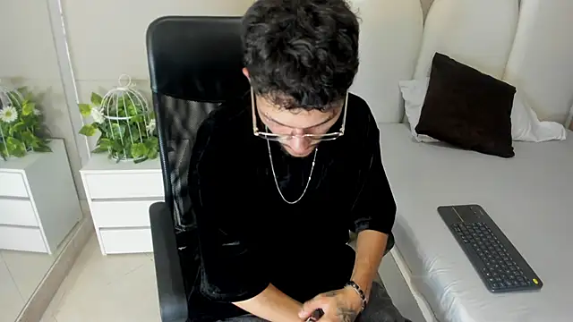 jake miller   online show from June 2, 7:37 pm