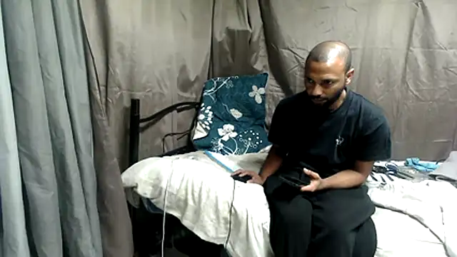 Camodick online show from April 7, 5:18 am