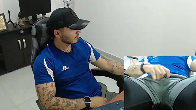 Thiago 420 online show from June 25, 11:08 pm