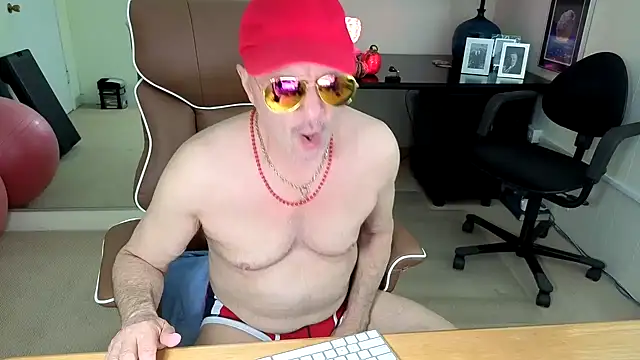 hotdadbod online show from November 19, 9:47 pm