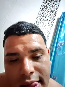 caramelitodelech online show from May 12, 3:42 pm