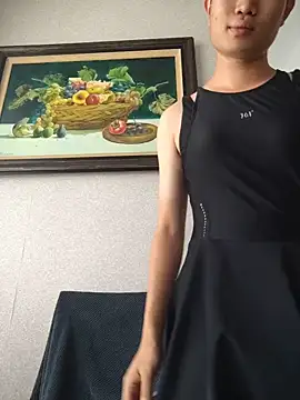 emb23xu online show from May 15, 8:11 am