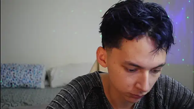 archi love online show from February 8, 5:35 am