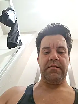 ELVISPRESI online show from August 3, 3:07 pm
