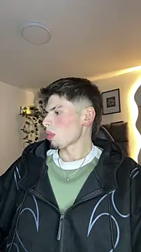 JarbinParker online show from June 2, 4:24 am