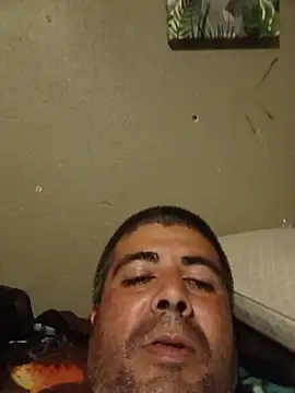 mikey1988figuero online show from July 5, 10:22 am