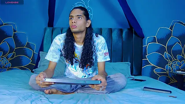 maxi max0 online show from July 1, 7:47 pm