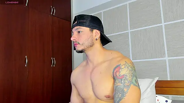 ismaels11 online show from June 22, 12:53 pm