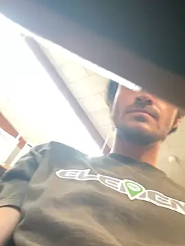 YoungBigWhiteCockGuy online show from July 16, 8:38 pm