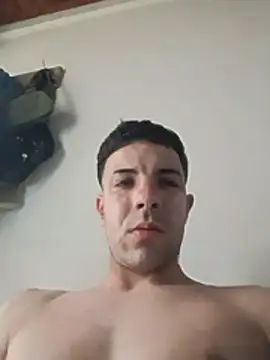 Porprivado1 online show from August 4, 11:48 am