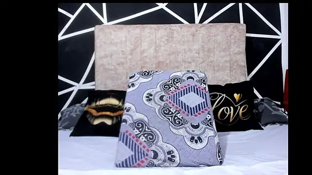 DorianPriv online show from June 12, 1:20 pm