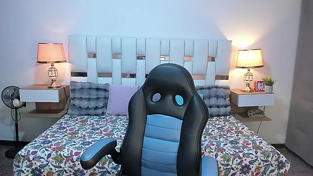 Zeus damian21 online show from July 18, 3:02 am