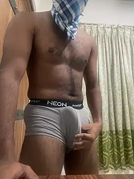 mr shhw online show from July 6, 7:49 pm