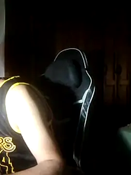 freakkydessi online show from July 13, 10:28 am