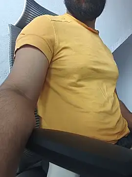 8inch hunk19 online show from July 11, 8:05 am