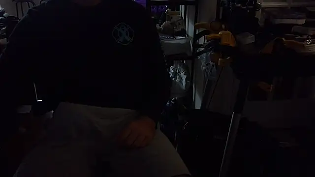 LoganBry77 online show from July 1, 7:09 am