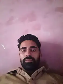 luckyrajput321213 online show from July 4, 12:08 pm