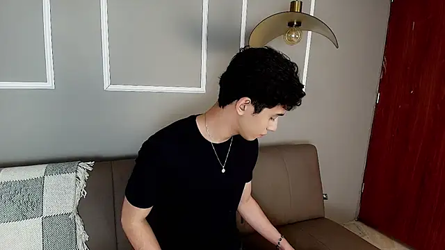 Milan saint online show from July 25, 1:41 pm