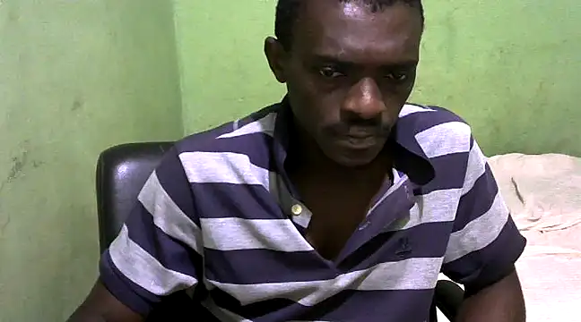 Snapshot of blakkvirus chatting on January 27, 5:25 am blakkvirus online show from January 27, 5:25 am