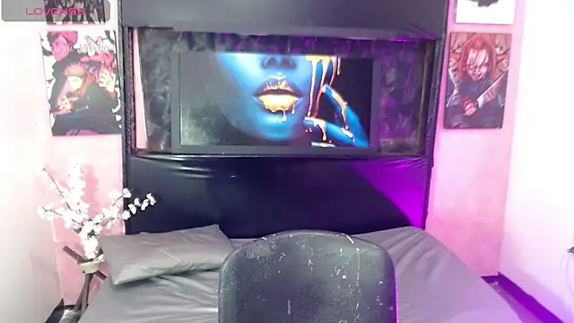 Aaron Castro online show from August 3, 7:20 pm