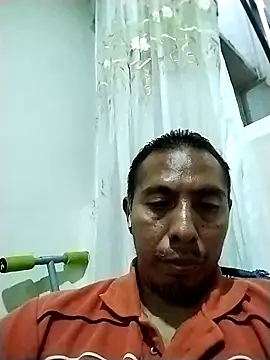 desnudo Sexoxo online show from December 1, 8:01 pm