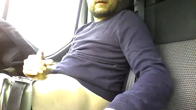 Menic0n online show from February 18, 2:58 pm