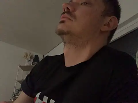 Jerrybomb online show from March 3, 11:11 pm