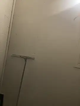 SkinnymanwithBbc online show from April 5, 7:16 am