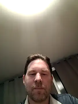 tom sauwer online show from July 4, 12:35 am
