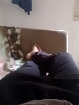 garoto1997 online show from October 31, 4:54 pm