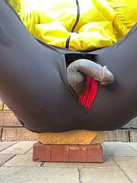 ZeusBlackDick online show from July 19, 2:34 pm