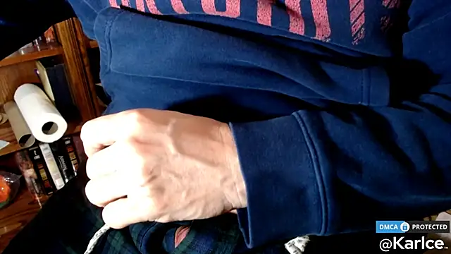 karlce online show from December 12, 3:54 am