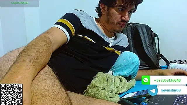 biglatin80 online show from March 8, 10:41 am