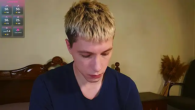 -ethan7inches- online show from February 8, 1:44 am