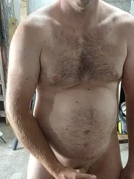 Snapshot of IronedTitan chatting on September 11, 1:04 am IronedTitan online show from September 11, 1:04 am