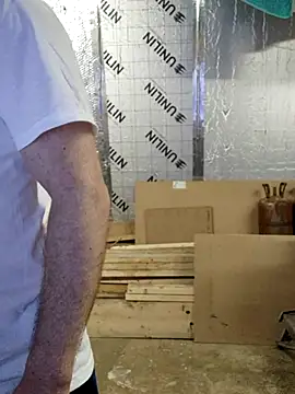 Snapshot of IronedTitan chatting on March 9, 1:46 am IronedTitan online show from March 9, 1:46 am