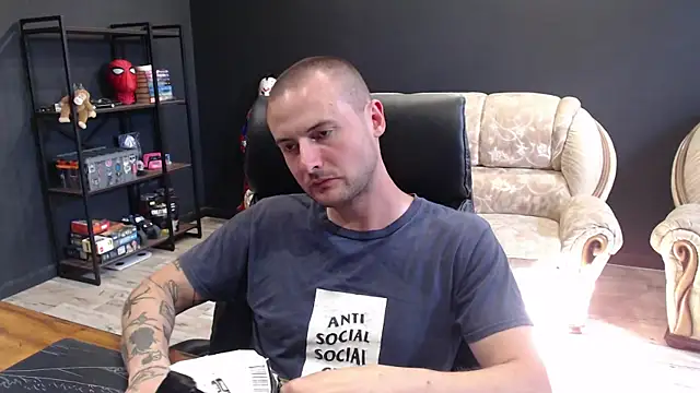 MihasikD online show from July 7, 1:04 pm