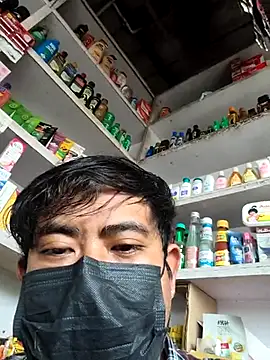 Yomo12345677 online show from November 2, 6:50 am